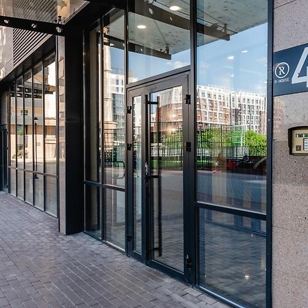 5 New Business-Class Apartments R-House Near Mega Almaty Bagian luar foto