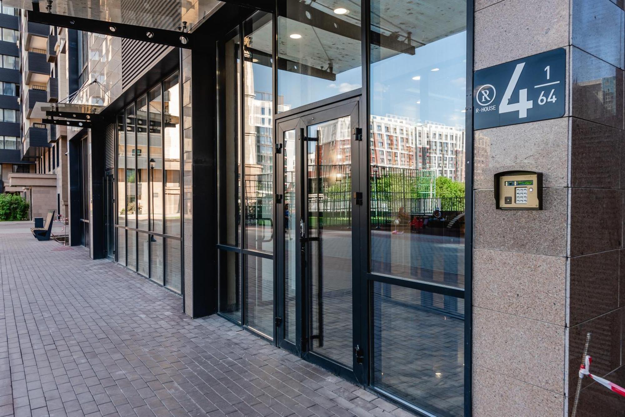 5 New Business-Class Apartments R-House Near Mega Almaty Bagian luar foto